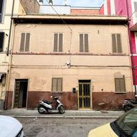 TERRATETTO DA PERSONALIZZARE IN VIA NAPOLI, 8 SAN