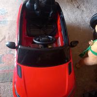 auto giocattolo Range Rover rossa