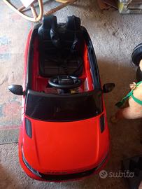 auto giocattolo Range Rover rossa