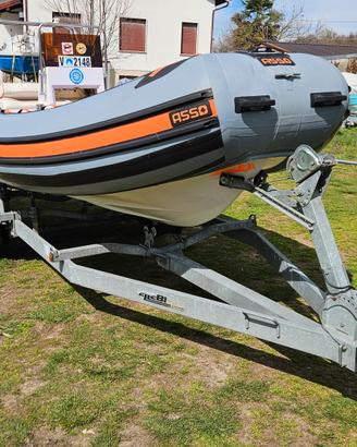 Gommone ASSO 50 con rimorchio ellebi 1300 kg