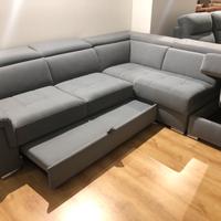 Divani in svendita dal nostro magazzino (450)nuovi