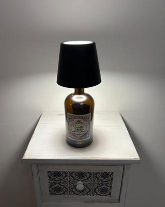 Lampada con bottiglia gin Monkey47 LED wireless