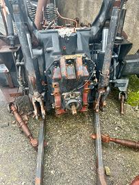 Ricambi per trattore new holland 190