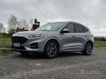 Ford Kuga ST Line