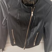 Giubbotto pelle nero con frange