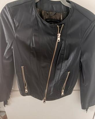 Giubbotto pelle nero con frange
