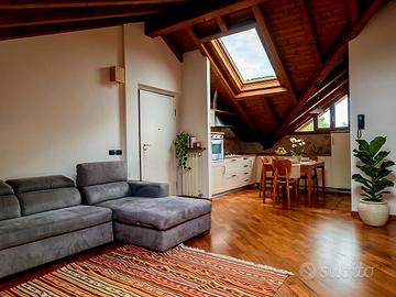 Gallarate trilocale arredato con box libero subito