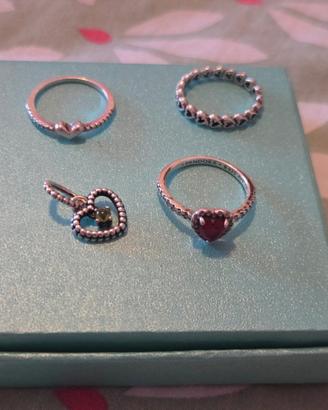 anelli pandora e charm nuovi cuore rosso