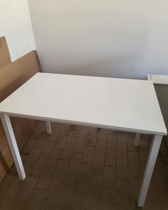 Tavolo + seggiole