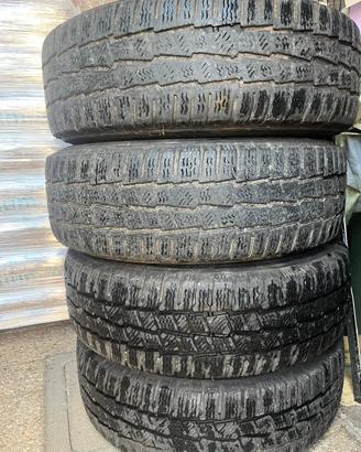 Cerchi con gomme da 15 fiat ducato