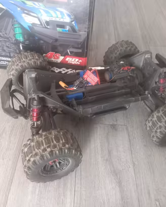 macchina elettrica traxxas maxx