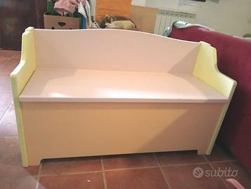 Cassapanca in legno massello