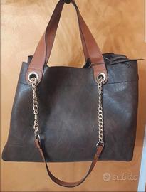 Borsa con pochette interna + tracolla
