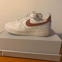 NIKE AIR FORCE 1 n. 40