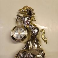 Orologio Sveglia A Forma Di Cavallo Al Quarzo Stru