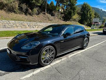 Panamera 4 E-Hybrid Sport Turismo