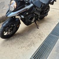 Suzuki v strom 650 2017  km 52000