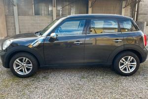 MINI COUNTRYMAN 2.0 D AUTOMATICA TETTO PAN.