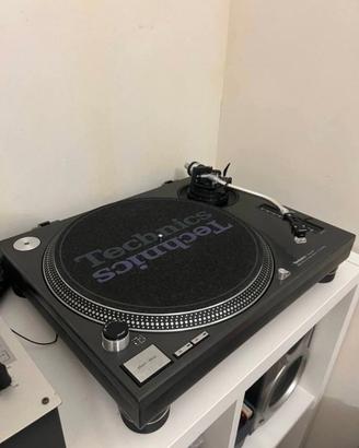 Technics SL-1210 MK2