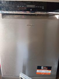 lavastoviglie Whirlpool 