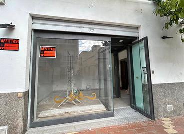 Locale commerciale in via Roma
