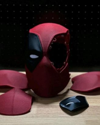 maschera deadpool indossabile  + stand