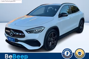 Mercedes-Benz GLA 200 D PREMIUM 4MATIC AUTO
