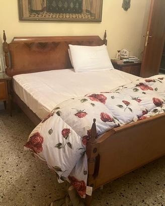 Letto matrimoniale (materasso dorelan come nuovo)
