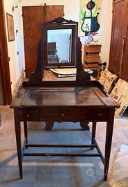 TOELETTA ANTICA IN LEGNO