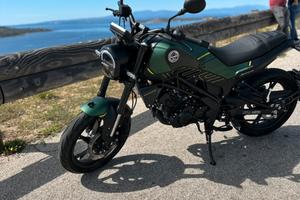 Benelli 125 leoncino