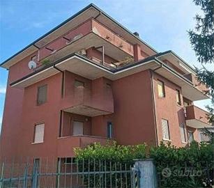 Immobile in asta di 124 m² con 3 locali e box auto