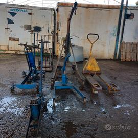 Lotto accessori per montaggio e smontaggio auto