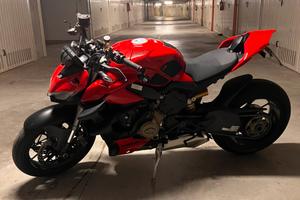 Ducati Streetfighter v4