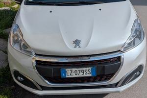 Peugeot 208 1.2 benzina 110cv aut. GT line