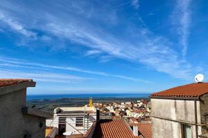 Cuglieri: casa indipendente con vista mare