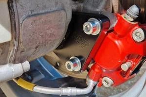 STAFFA RINFORZO  PINZA GILERA RUNNER 180 2T