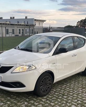 LANCIA Ypsilon 1.2 69 CV 5 porte S&S Gold