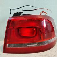 STOP FANALE POSTERIORE DESTRO VOLKSWAGEN Passat Be