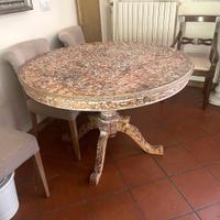 Tavolo tondo shabby chic in legno – vintage