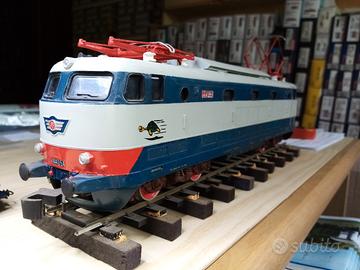 LIMA E444 054 , SCALA "0" , 1/43, motorizzata