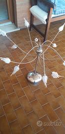 Elegante lampadario in acciaio e vetro