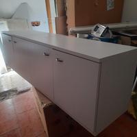 mobile bianco con 4 ante