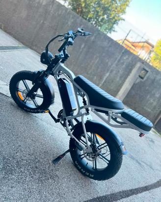 Bici elettrica ( stile scrambler)