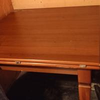 TAVOLO IN LEGNO ALLUNGABILE 