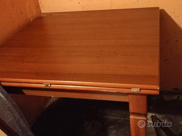 TAVOLO IN LEGNO ALLUNGABILE 