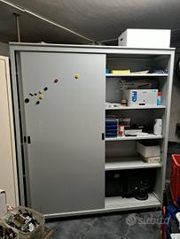 armadio per ufficio 