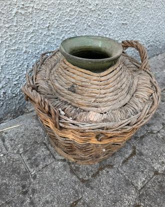 Antica damigiana vino vetro verde +paglia vimini