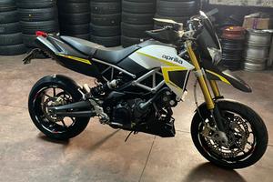 Aprilia dorsoduro