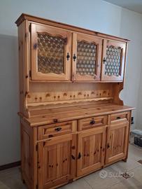 Vetrina  per taverna in pino