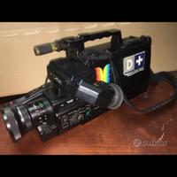  Blocco tre videocamere e due proiettori x ricambi